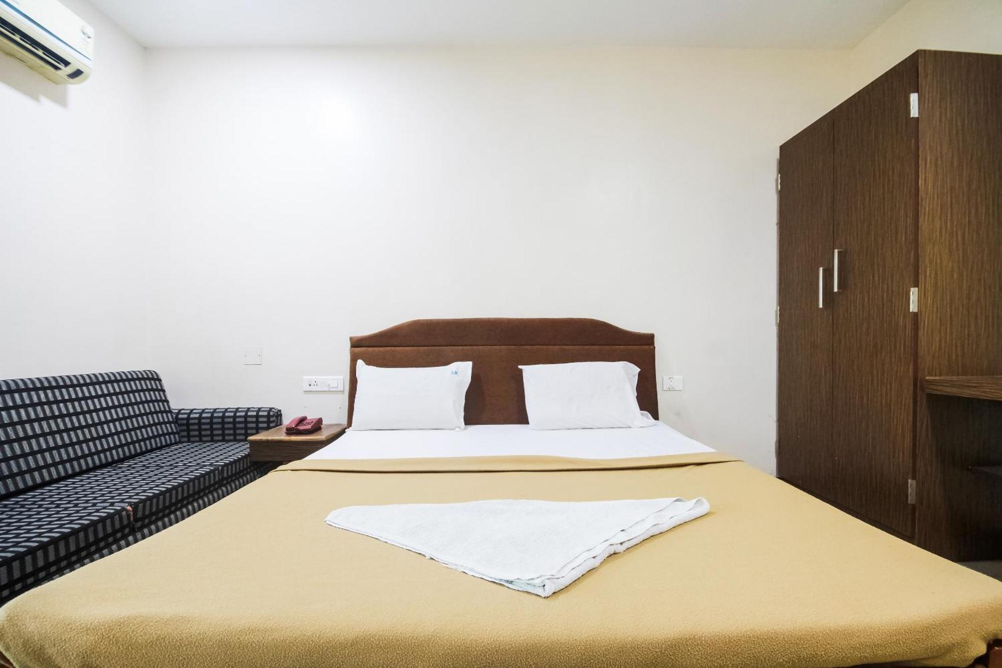 Hotel O Lk Residency Tindivanam ภายนอก รูปภาพ